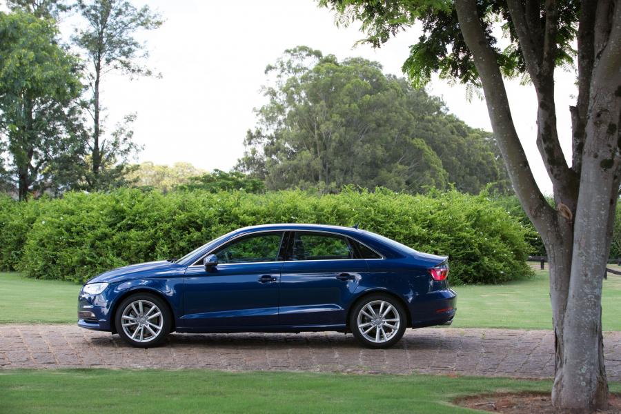  Audi A3 Sedan 1.8 T (8V) 2014 года  (фото 13 из 30)